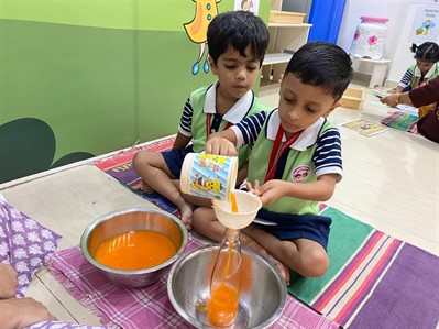 FY2 - Andheri - Filling water in a bottle