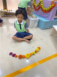 FY2 - Andheri - Flower activity