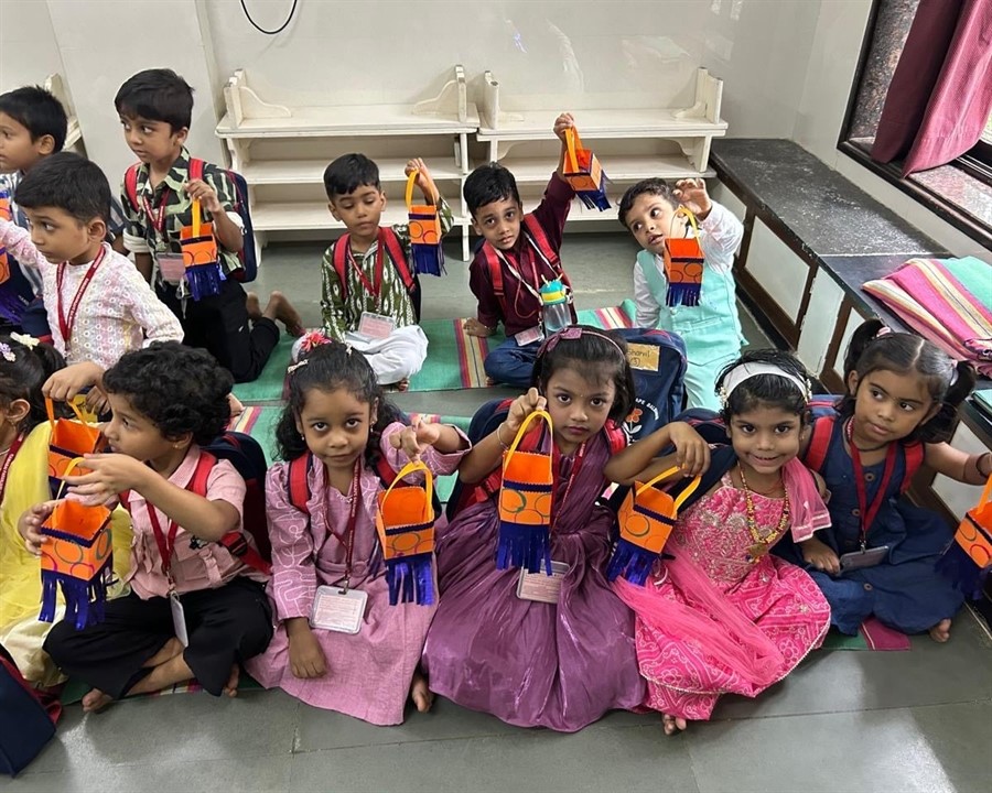 Ramabai Parangjape Balmandir Vile Parle